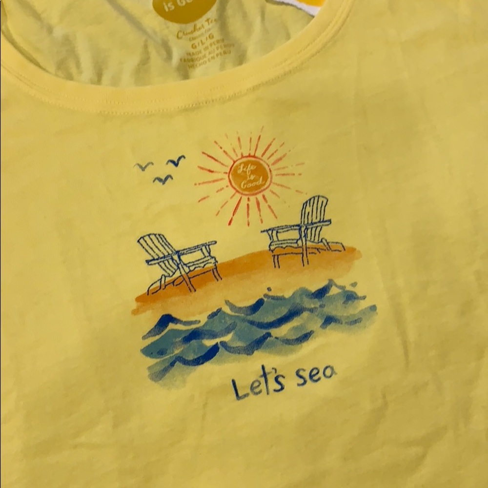 Life is Good crusher tee